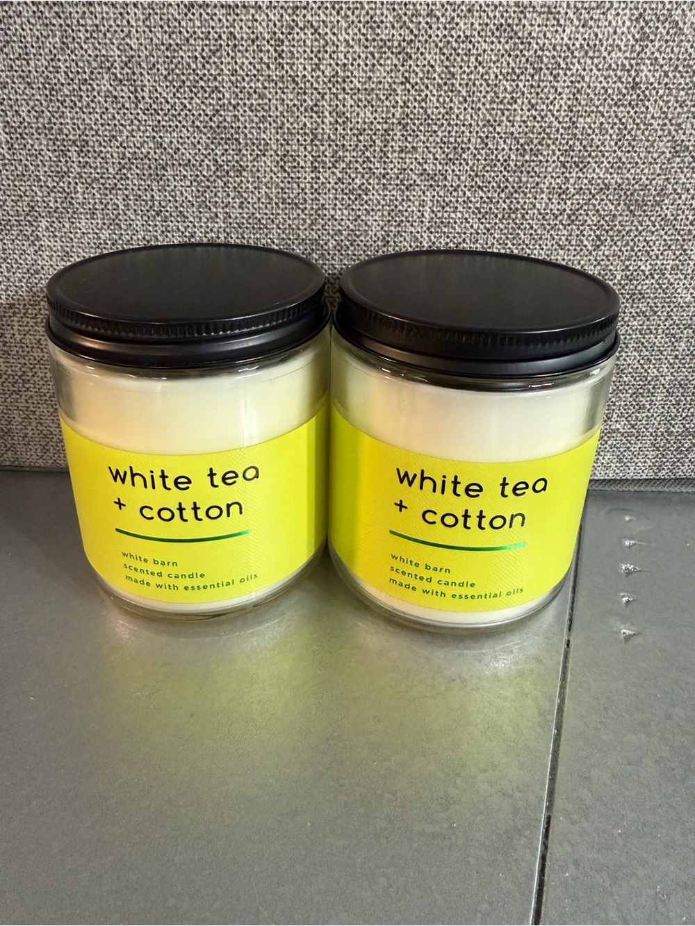 White Barn White Tea + Cotton Scented Candles